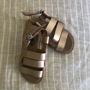 Little girl gold sandals